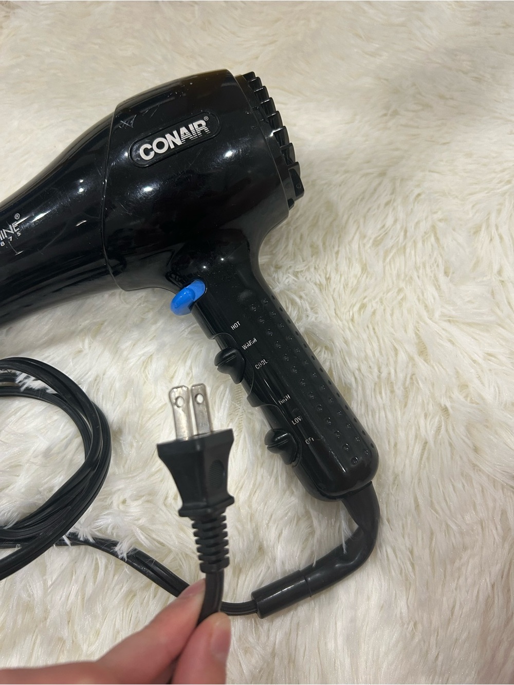 Black Hair Dryer – Lightweight Professional Styling